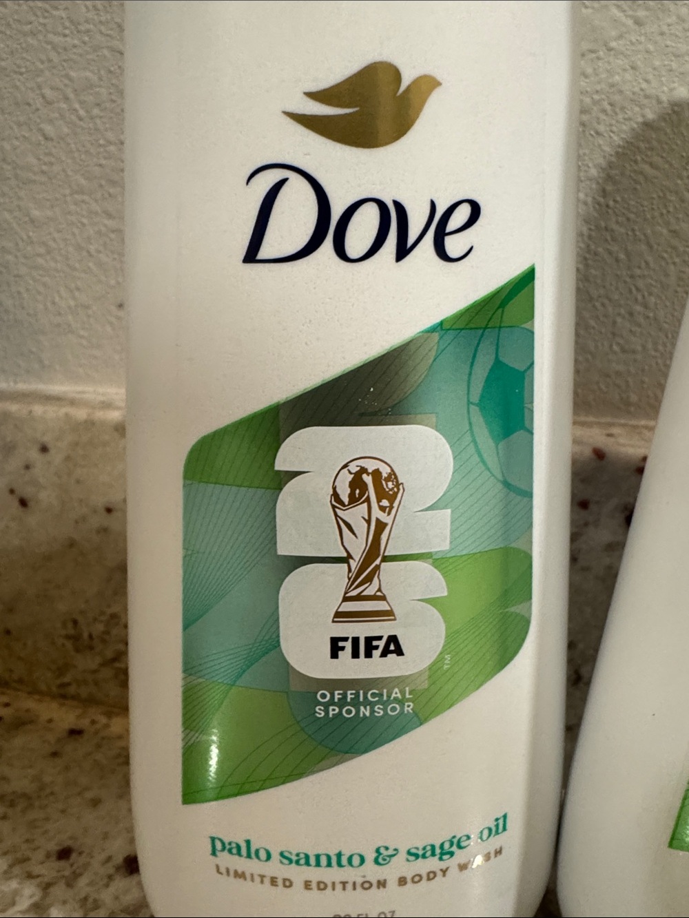 Dove Palo Santo & Sage Oil Body Wash - Picture 2 of 3